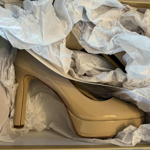 Michael Kors Chantal Faux Patent Leather Platform Pump - Picture 9 of 9